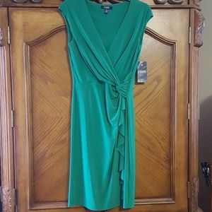 Women's Chaps dress. NWT. Sz Small